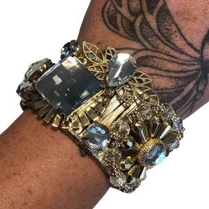 NWT Oversized Gold Toned Floral Bangle Cuff Bracelet W/ Diamond Crystal …